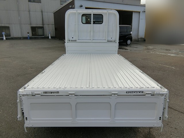 トヨタトヨエース平ボディ小型（2t・3t）[写真10]