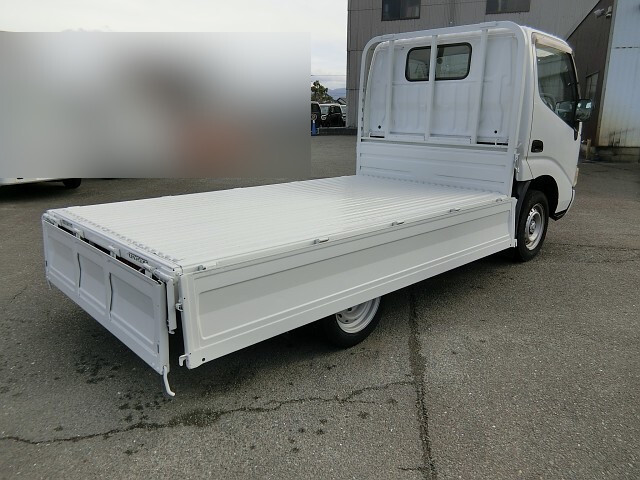 トヨタトヨエース平ボディ小型（2t・3t）[写真09]