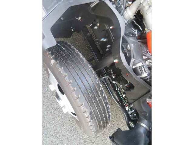 三菱ふそうキャンターダンプ小型（2t・3t）[写真12]