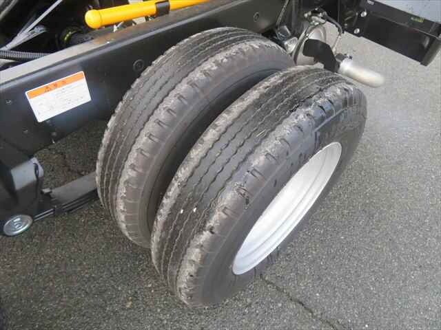 三菱ふそうキャンターダンプ小型（2t・3t）[写真21]