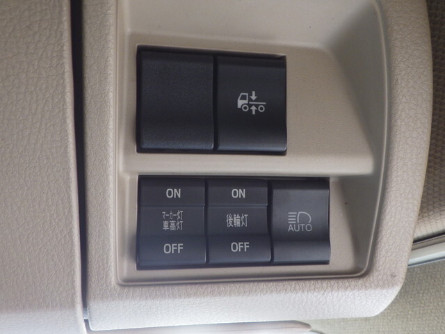 日野プロフィアアルミウイング大型（10t）[写真19]