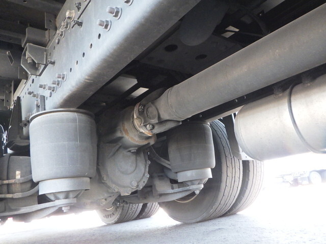 日野プロフィアアルミウイング大型（10t）[写真30]