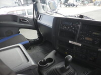 いすゞギガ深ダンプ（土砂禁ダンプ）大型（10t）[写真26]