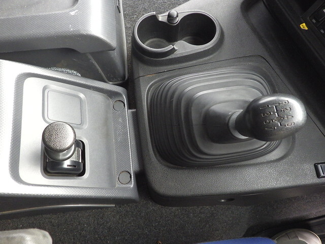 いすゞギガ深ダンプ（土砂禁ダンプ）大型（10t）[写真27]