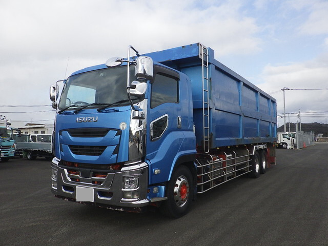 いすゞギガ深ダンプ（土砂禁ダンプ）大型（10t）[写真03]