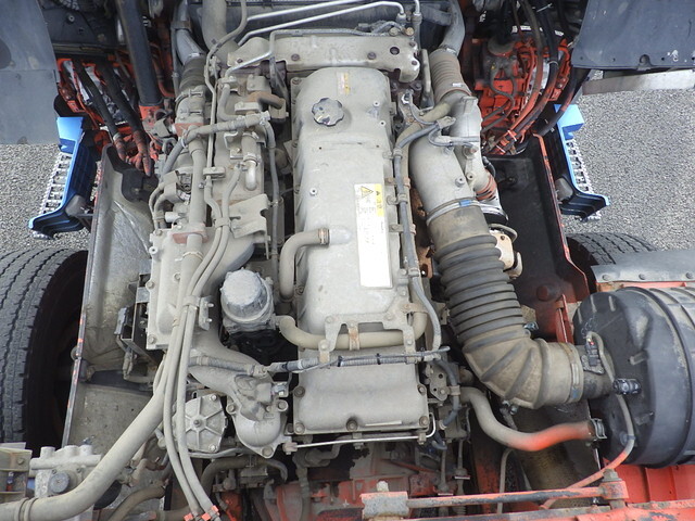 いすゞギガ深ダンプ（土砂禁ダンプ）大型（10t）[写真37]