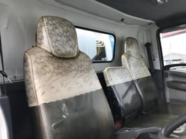 いすゞエルフパッカー車（塵芥車）小型（2t・3t）[写真11]