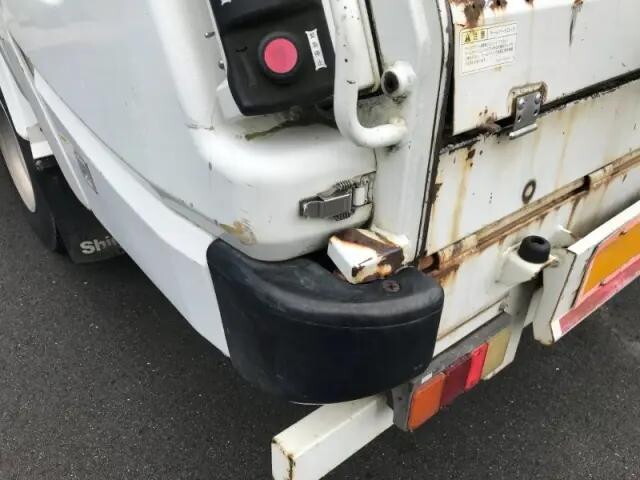 いすゞエルフパッカー車（塵芥車）小型（2t・3t）[写真31]