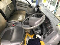 いすゞエルフパッカー車（塵芥車）小型（2t・3t）[写真08]