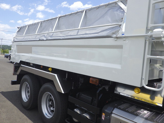 三菱ふそうスーパーグレートダンプ大型（10t）[写真13]