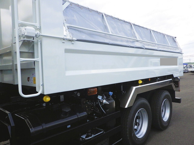 三菱ふそうスーパーグレートダンプ大型（10t）[写真14]