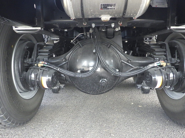 三菱ふそうスーパーグレートダンプ大型（10t）[写真06]