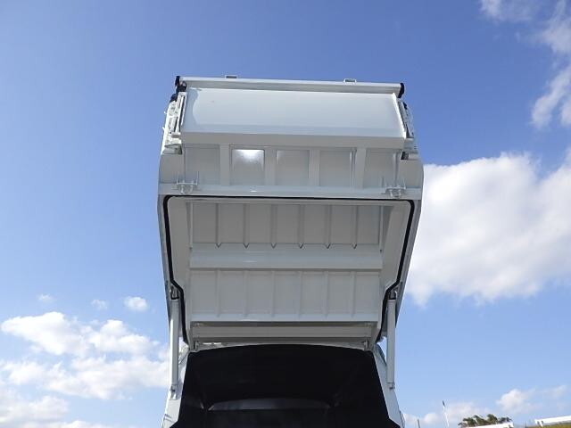 三菱ふそうキャンターパッカー車（塵芥車）小型（2t・3t）[写真10]