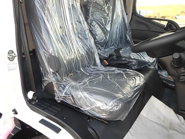 三菱ふそうキャンターパッカー車（塵芥車）小型（2t・3t）[写真26]