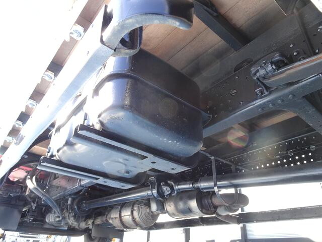 いすゞフォワードクレーン4段中型（4t）[写真30]