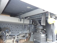 いすゞエルフ冷凍車（冷蔵車）小型（2t・3t）[写真14]