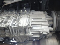 いすゞエルフ冷凍車（冷蔵車）小型（2t・3t）[写真19]