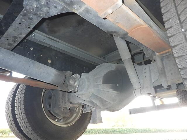 いすゞエルフ冷凍車（冷蔵車）小型（2t・3t）[写真19]