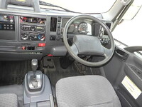 いすゞエルフ冷凍車（冷蔵車）小型（2t・3t）[写真25]