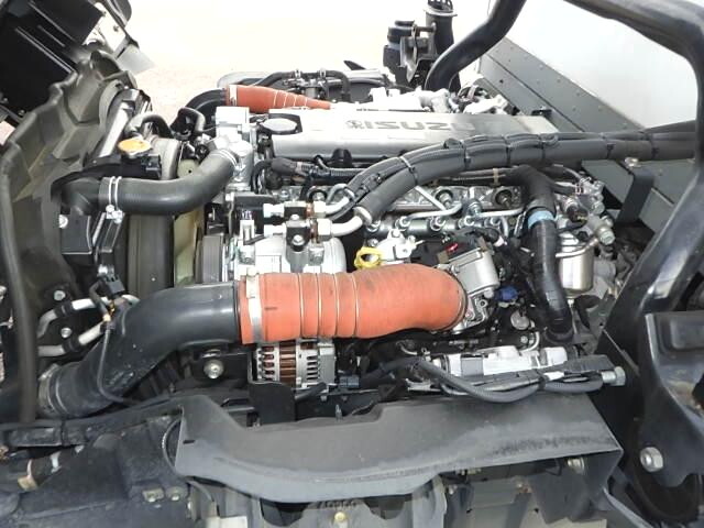 いすゞエルフ冷凍車（冷蔵車）小型（2t・3t）[写真29]