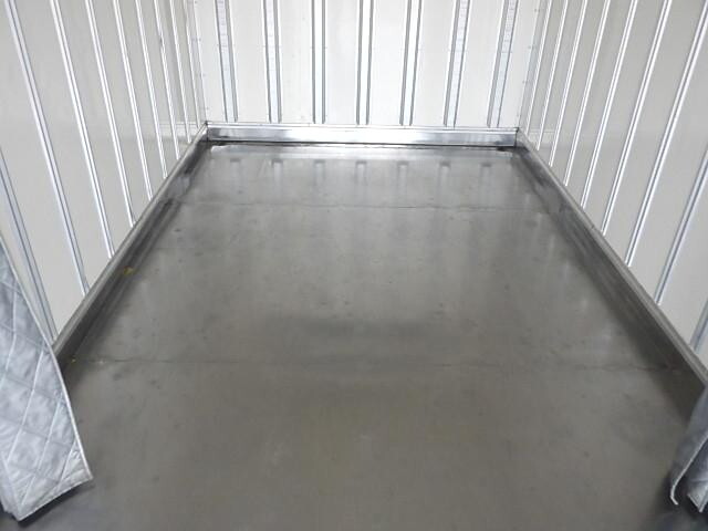 いすゞエルフ冷凍車（冷蔵車）小型（2t・3t）[写真07]