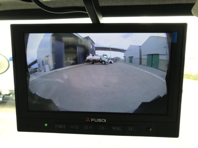三菱ふそうファイターコンテナ専用車中型（4t）[写真16]