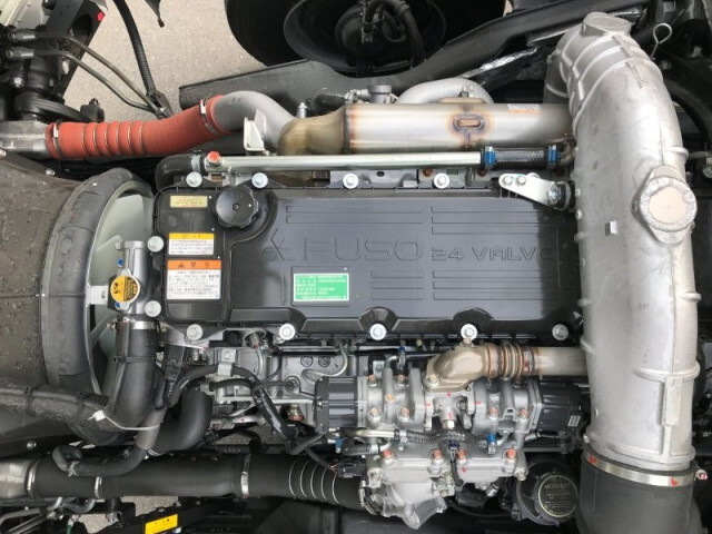 三菱ふそうファイターコンテナ専用車中型（4t）[写真18]