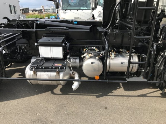 三菱ふそうファイターコンテナ専用車中型（4t）[写真30]