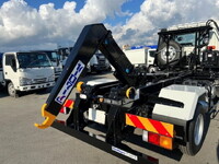 三菱ふそうファイターコンテナ専用車中型（4t）[写真34]