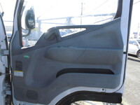 三菱ふそうキャンタークレーン4段小型（2t・3t）[写真34]