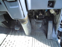 三菱ふそうキャンタークレーン4段小型（2t・3t）[写真39]