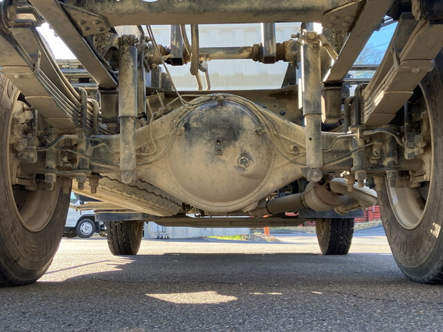 三菱ふそうキャンターダンプ小型（2t・3t）[写真25]