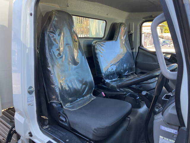 三菱ふそうキャンターダンプ小型（2t・3t）[写真31]