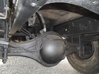 いすゞフォワード平ボディ中型（4t）[写真16]