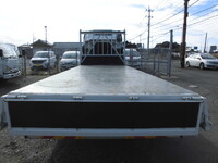 いすゞフォワード平ボディ中型（4t）[写真27]