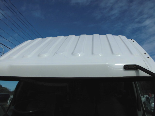 いすゞフォワード平ボディ中型（4t）[写真27]