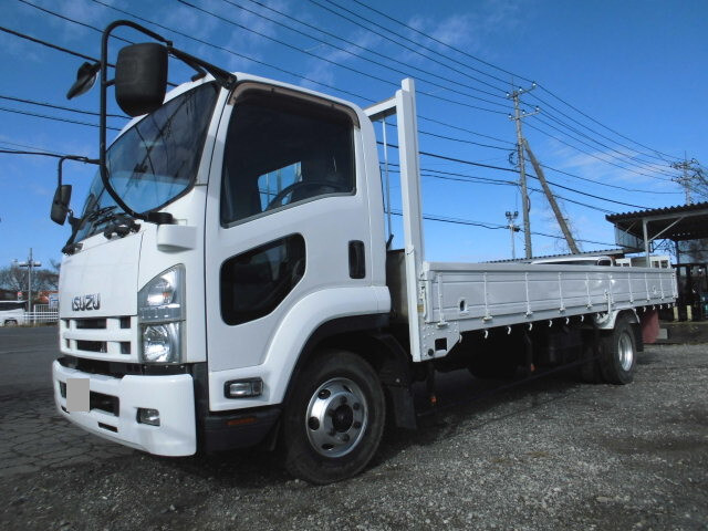 いすゞフォワード平ボディ中型（4t）[写真03]