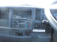 いすゞフォワード平ボディ中型（4t）[写真39]