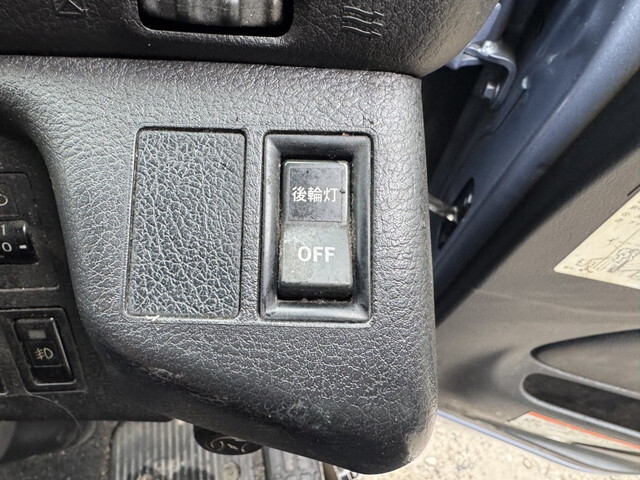 日野レンジャーアルミウイング中型（4t）[写真05]