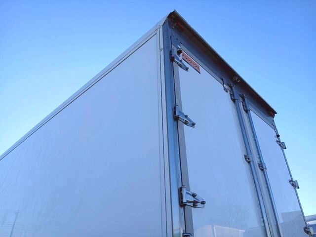 日野プロフィア冷凍車（冷蔵車）大型（10t）[写真13]