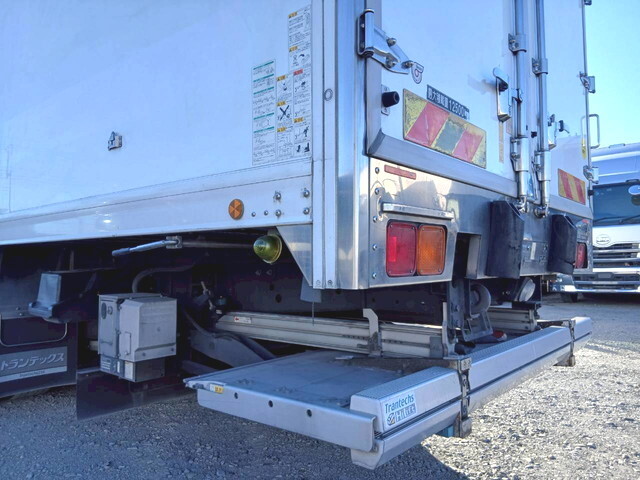 日野プロフィア冷凍車（冷蔵車）大型（10t）[写真14]