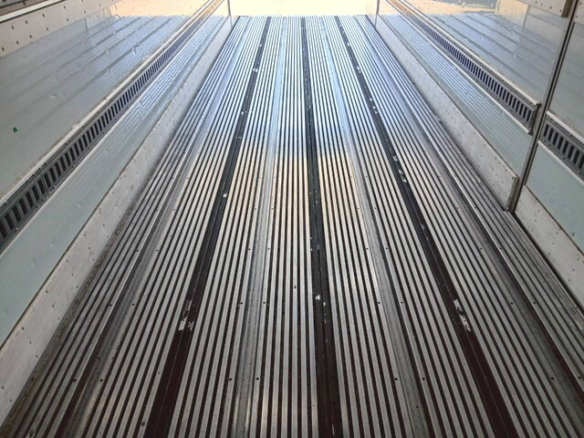 日野プロフィア冷凍車（冷蔵車）大型（10t）[写真21]