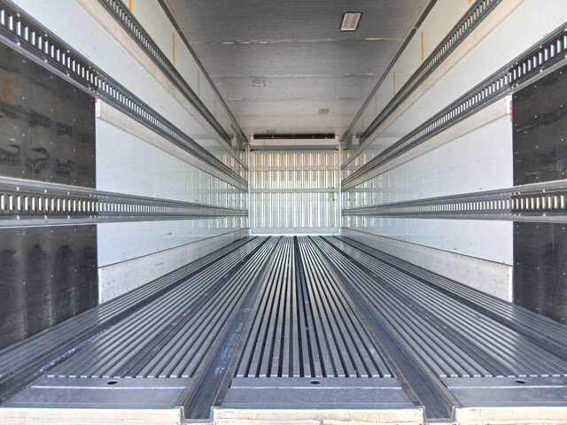 日野プロフィア冷凍車（冷蔵車）大型（10t）[写真29]