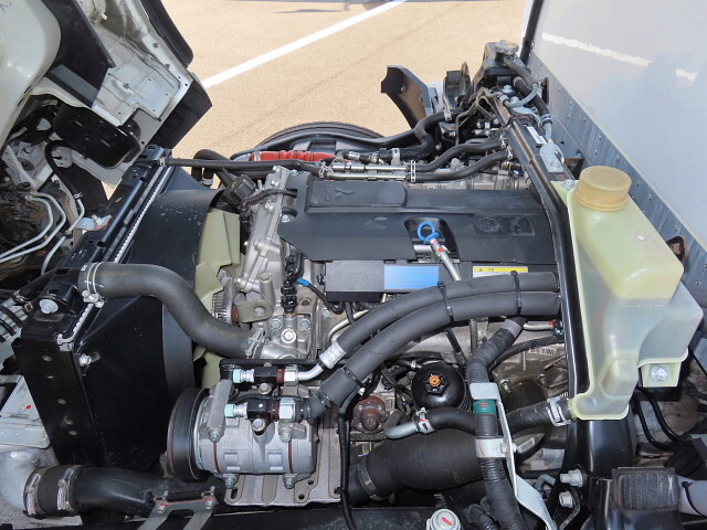 三菱ふそうキャンター冷凍車（冷蔵車）小型（2t・3t）[写真13]