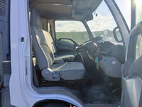 日野デュトロ冷凍車（冷蔵車）小型（2t・3t）[写真21]