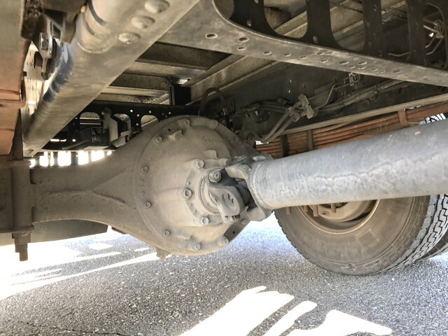 いすゞフォワード冷凍車（冷蔵車）中型（4t）[写真26]