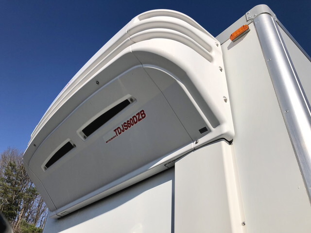 いすゞフォワード冷凍車（冷蔵車）中型（4t）[写真08]