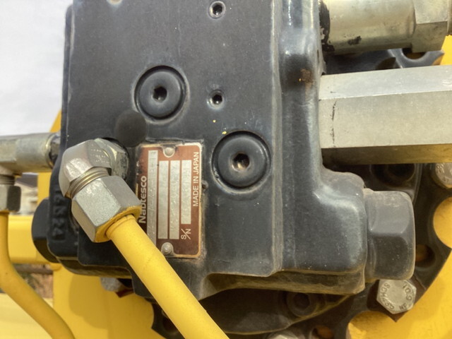 いすゞエルフ穴掘建柱車小型（2t・3t）[写真10]