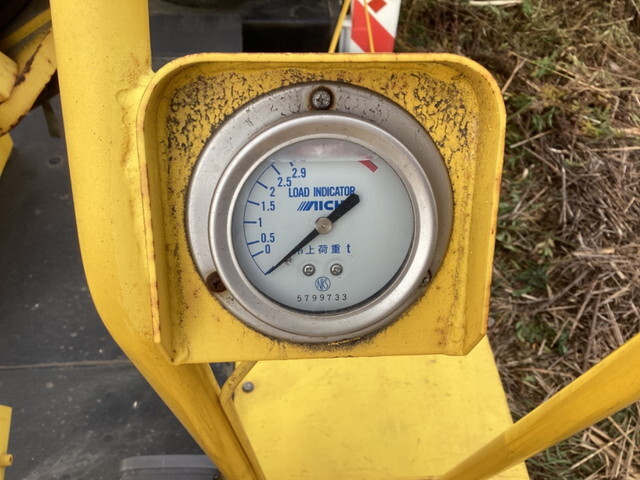 いすゞエルフ穴掘建柱車小型（2t・3t）[写真14]