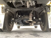 いすゞエルフ穴掘建柱車小型（2t・3t）[写真27]